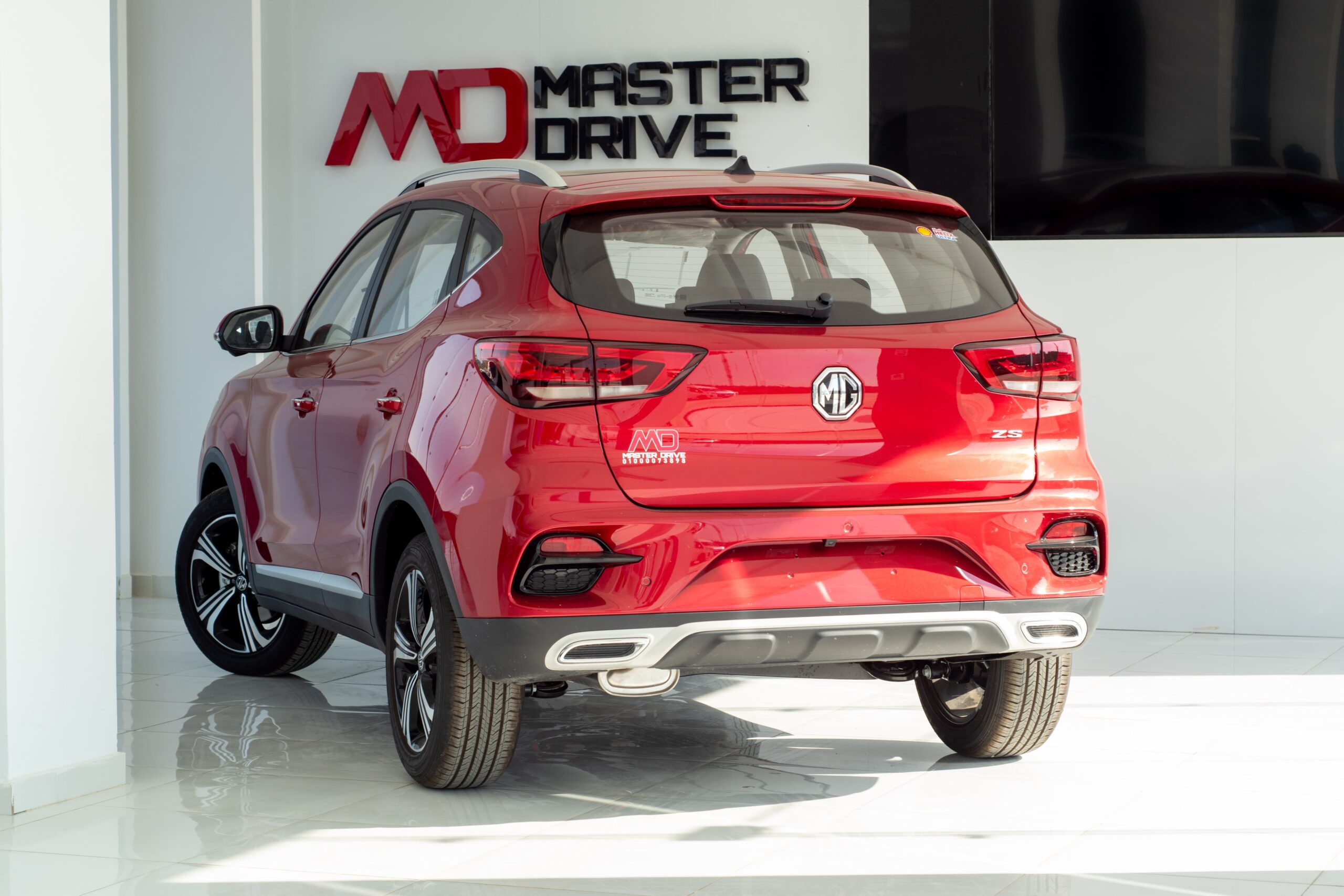 
								MG ZS full									