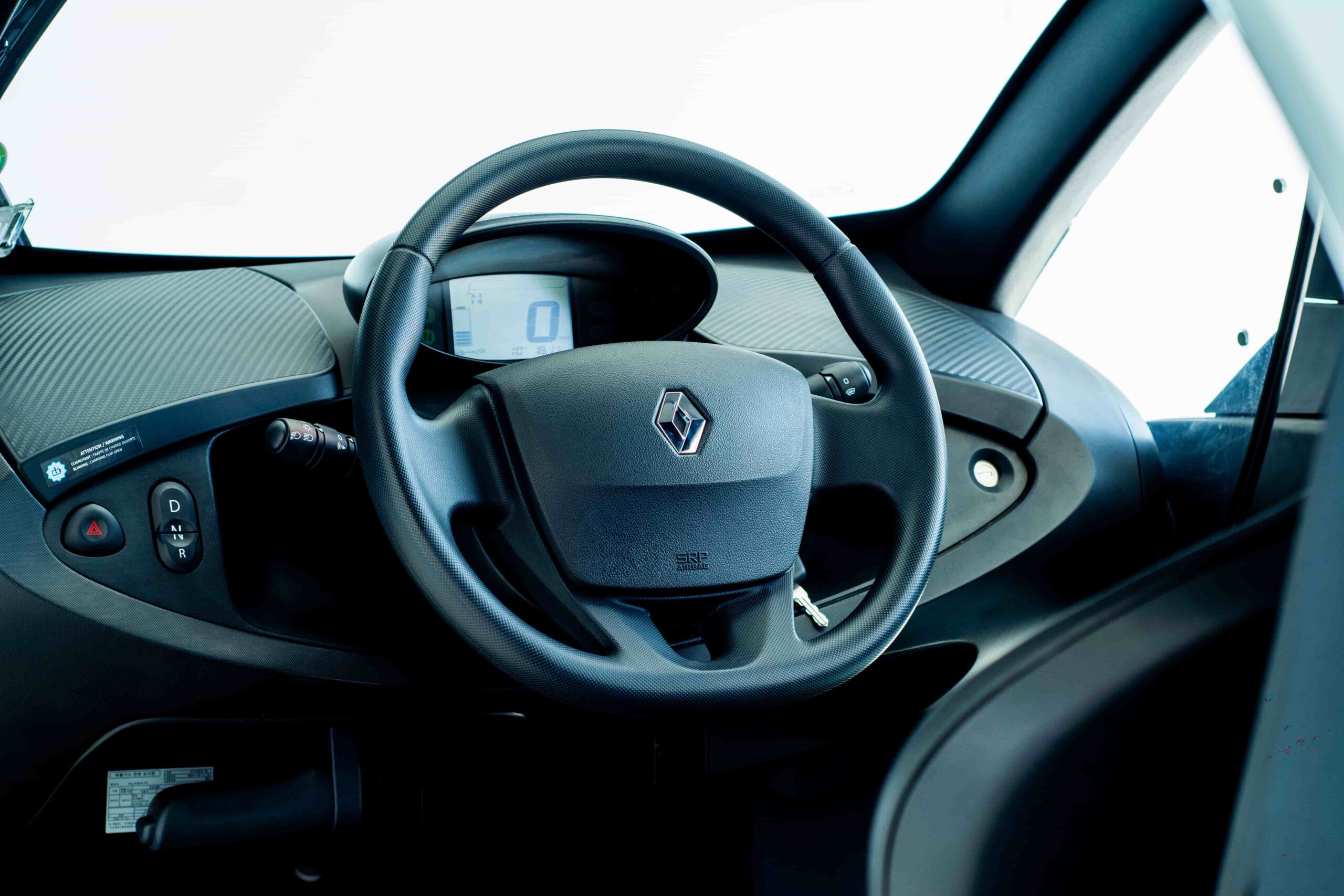 
								Renault Twizy full									