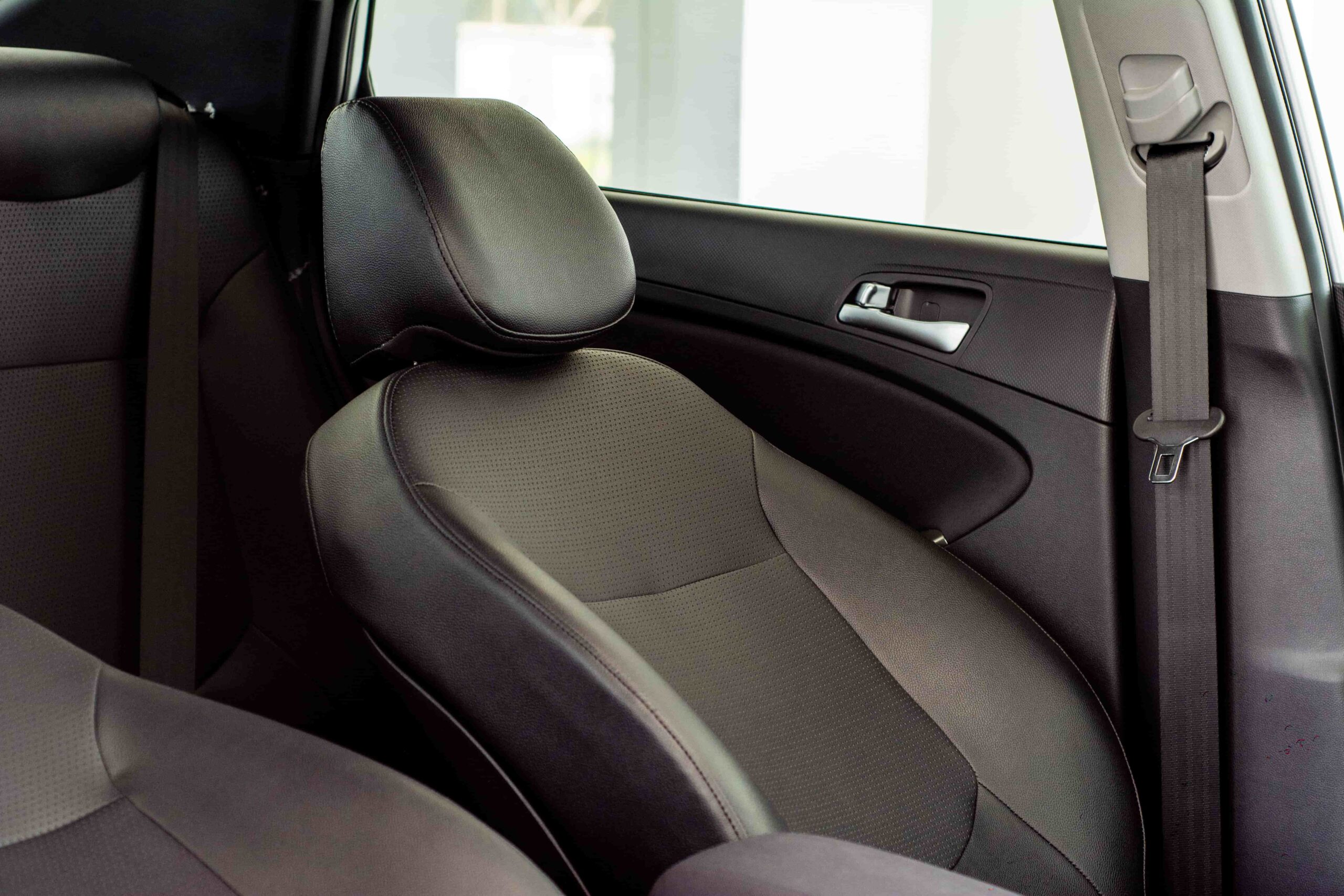 
								Hyundai Accent RB full									