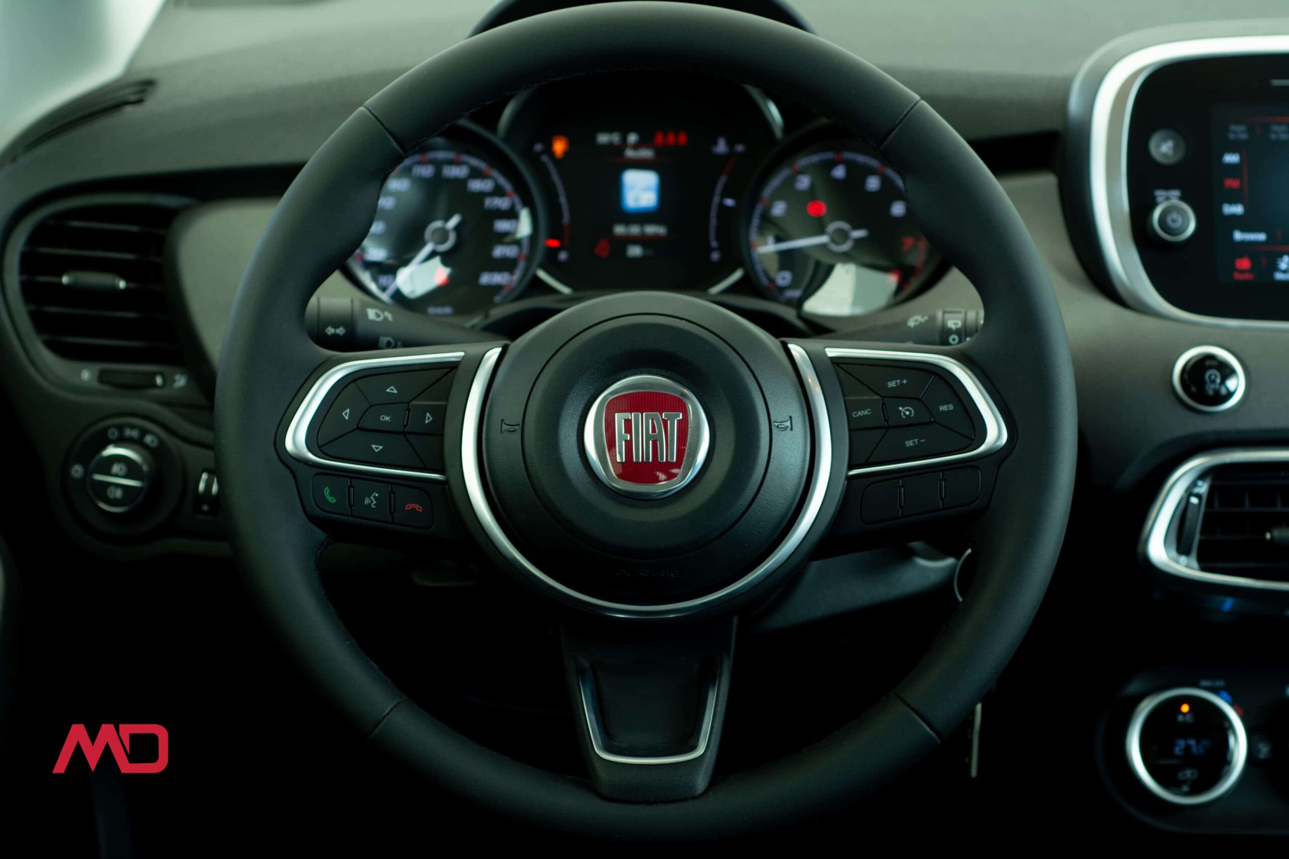 
								Fiat X500 full									