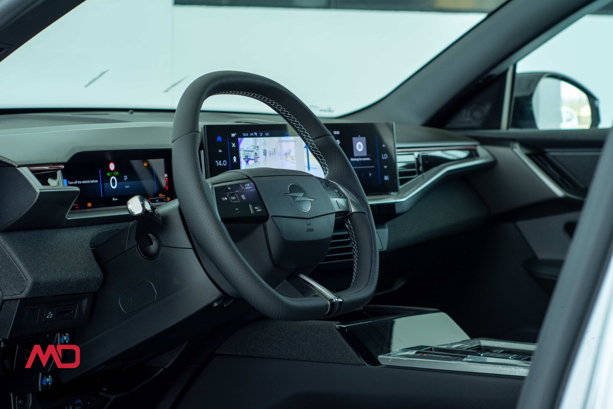 
								Opel Grandland full									
