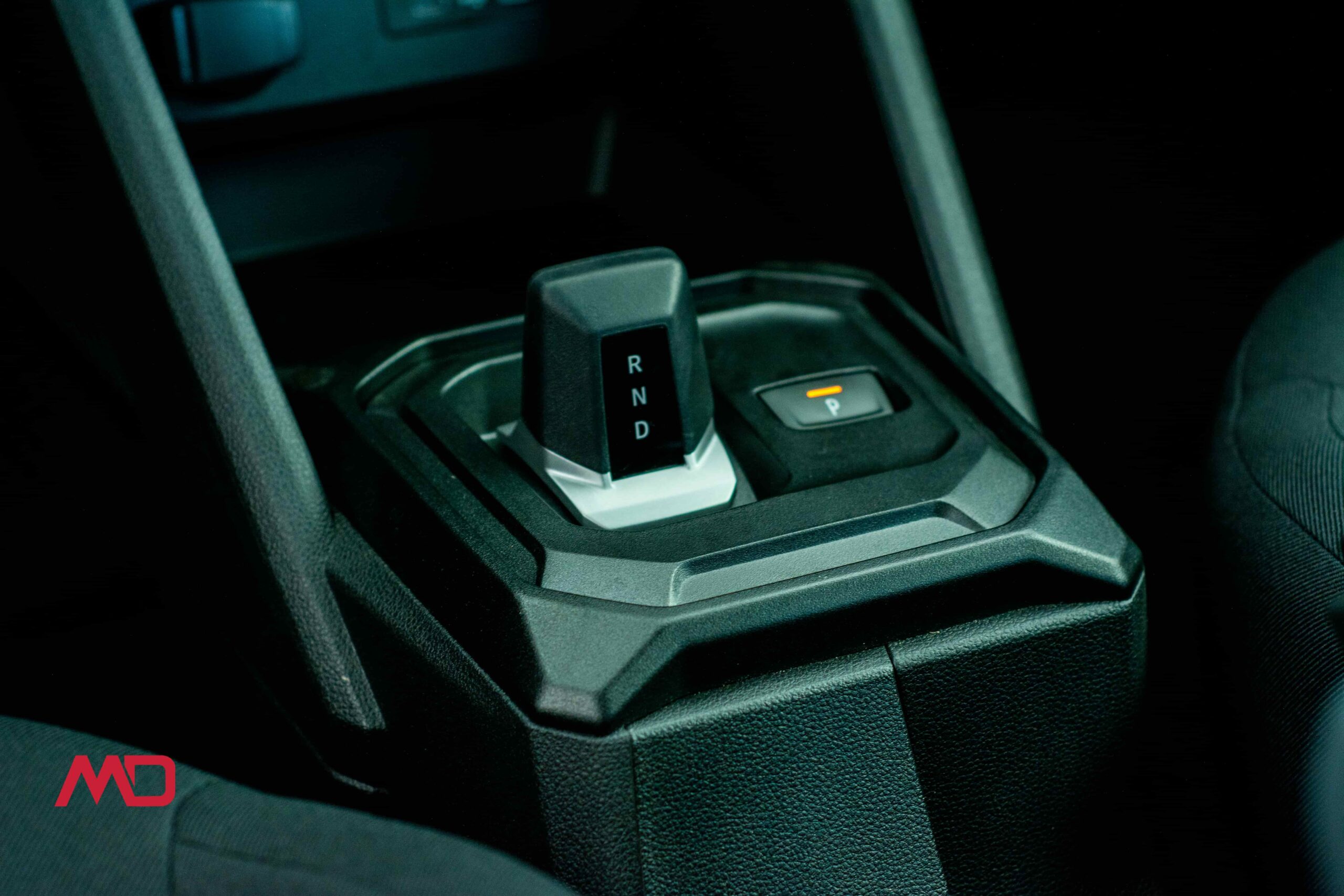 
								Renault Duster full									